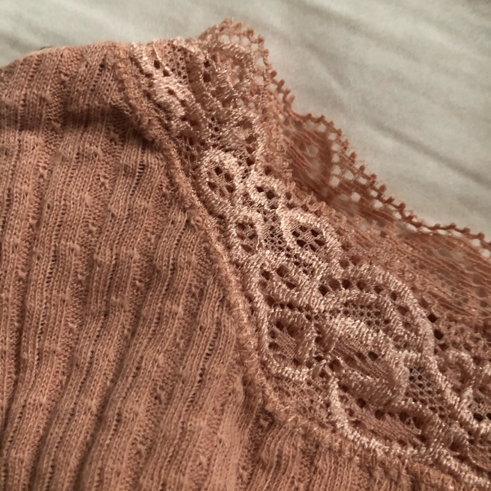 uo peach quarter sleeve